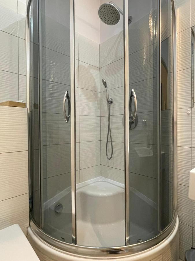 שצ'צ'ין Apartment Sauna Infrared מראה חיצוני תמונה